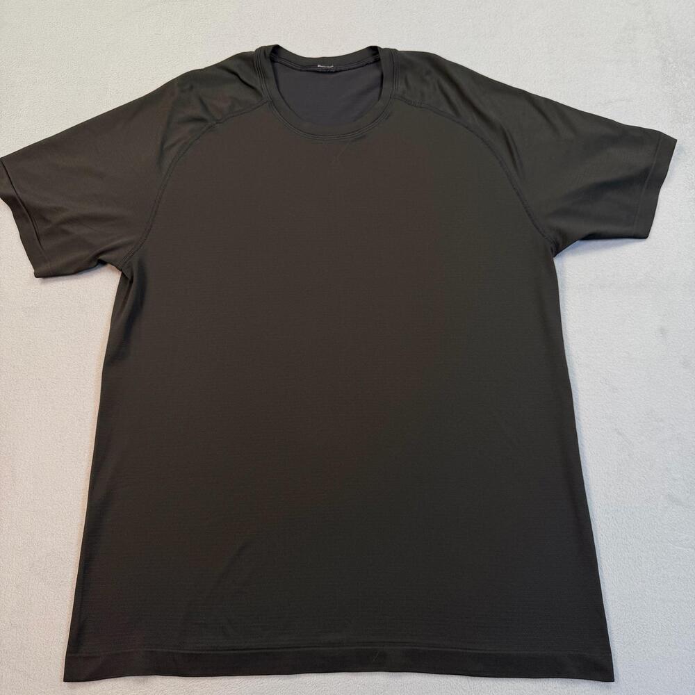 Lululemon Shirt Mens XL Black Short Sleeve Running Performance Athletic Tee Top